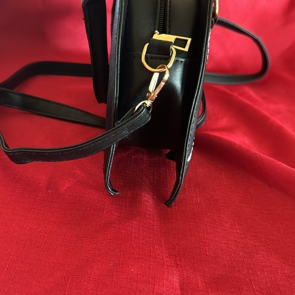 BATWING SPIDERWEB SHOULDER BAG - Picture 8 of 8